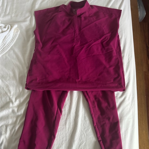 Figs Other - FIGS MAGENTA SET SIZE SMALL